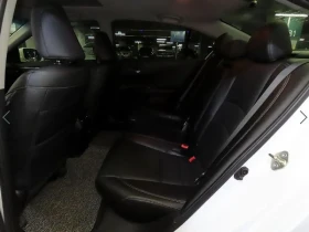 Honda Accord 2.4/NAVI/ПОДГРЕВ/ШИДИДАХ/ЗАДНА КАМЕРА, снимка 7
