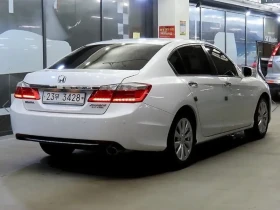 Honda Accord 2.4/NAVI/ПОДГРЕВ/ШИДИДАХ/ЗАДНА КАМЕРА, снимка 4