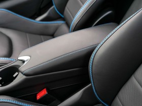 McLaren GT = Luxe= Carbon Ceramic Brakes Гаранция, снимка 10 - Автомобили и джипове - 45875569