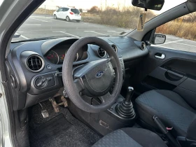 Ford Fiesta 1.4 HDI 68 кс 4 врати, снимка 13