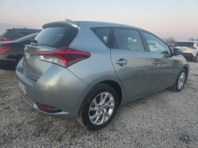 Toyota Auris 1.8Hibrib Navi Led, снимка 4