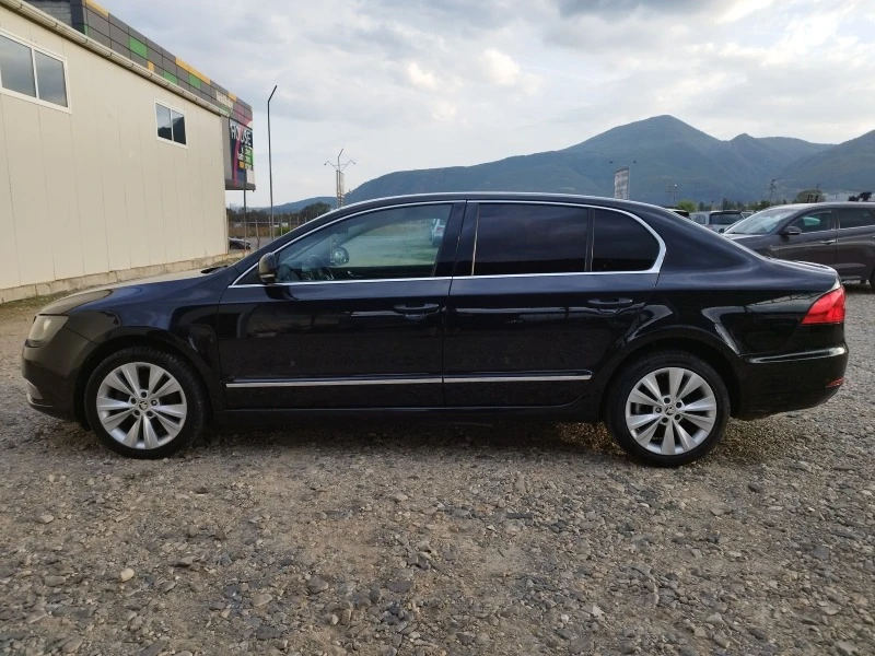 Skoda Superb 2.0 TDI  DSG, снимка 6 - Автомобили и джипове - 42329836