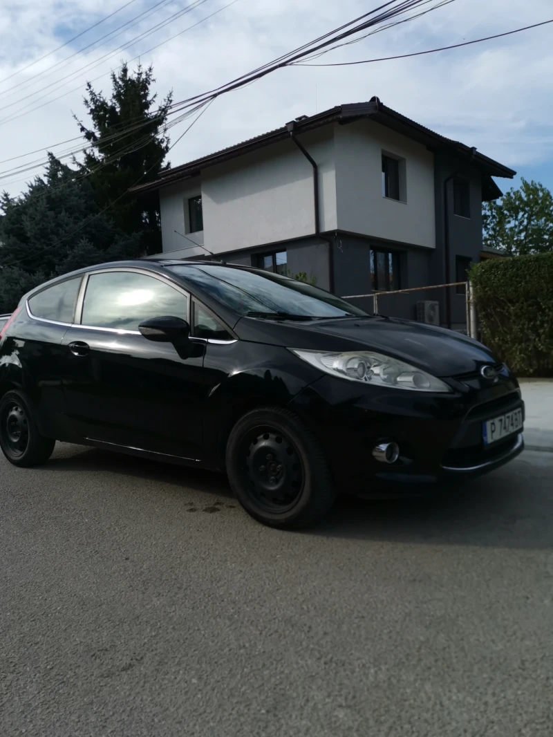 Ford Fiesta, снимка 1 - Автомобили и джипове - 47096524