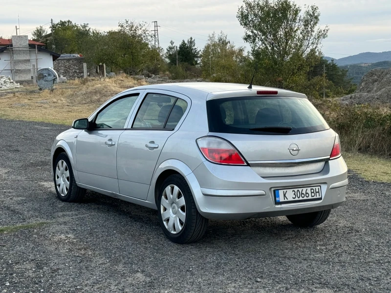 Opel Astra 1.7 CDTI 80HP, снимка 4 - Автомобили и джипове - 47195431