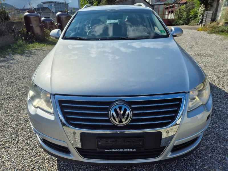 VW Passat 2.0 TFSI DSG Всички Екстри Highline Swiss, снимка 2 - Автомобили и джипове - 47231889