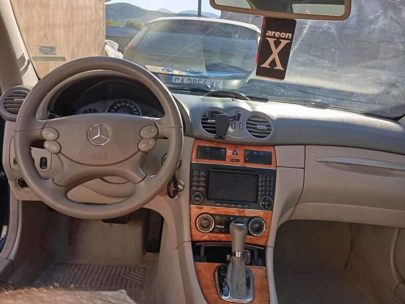 Mercedes-Benz CLK, снимка 12 - Автомобили и джипове - 48253941