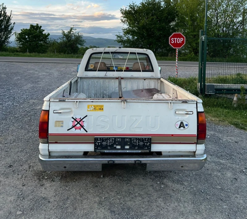 Isuzu D-max KBA 42 4x4 , снимка 6 - Автомобили и джипове - 50173533