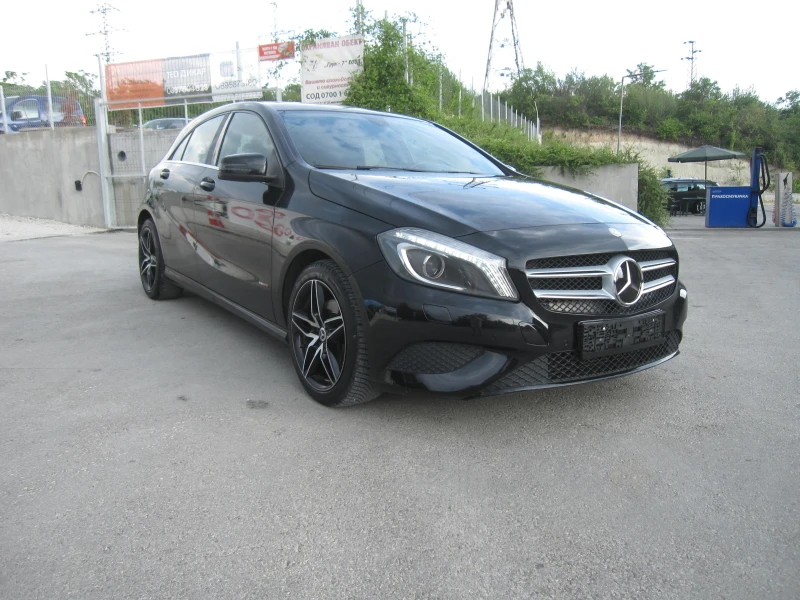 Mercedes-Benz A 180 Автомат, 1, 6.NAVI, Кожа, снимка 2 - Автомобили и джипове - 50832296
