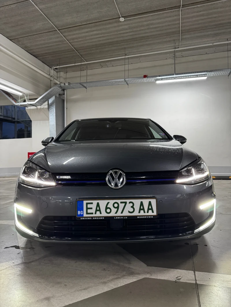 VW Golf E-GOLF 2020г., снимка 5 - Автомобили и джипове - 52298945