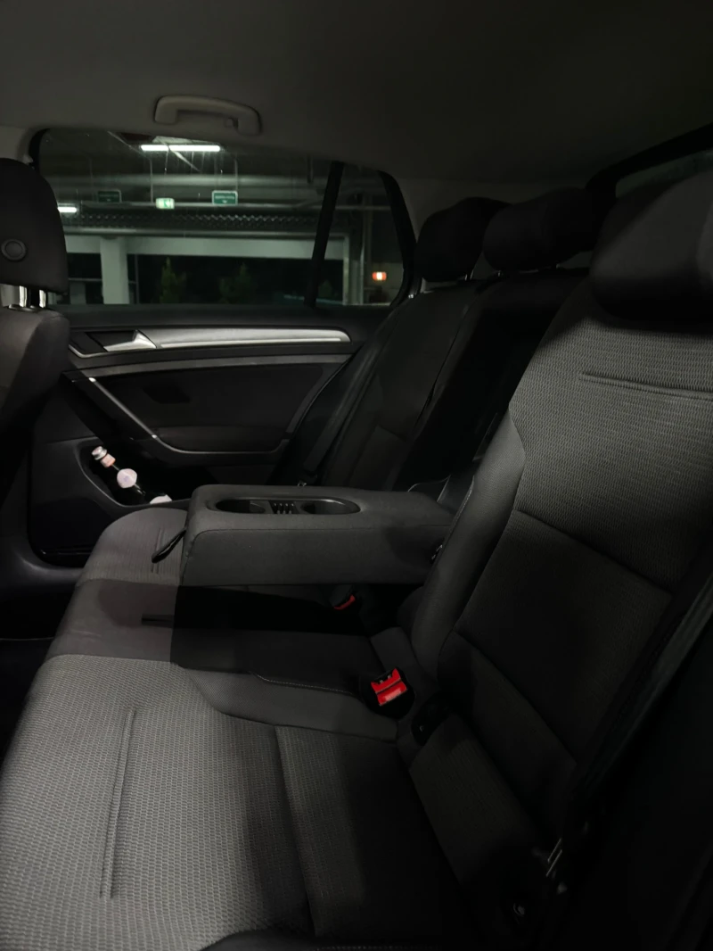 VW Golf E-GOLF 2020г., снимка 7 - Автомобили и джипове - 52298945