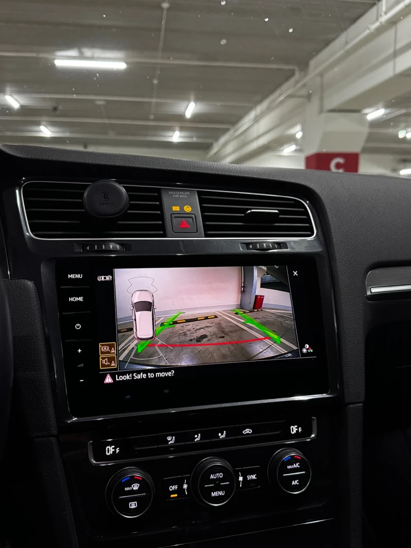 VW Golf E-GOLF 2020г., снимка 10 - Автомобили и джипове - 52298945