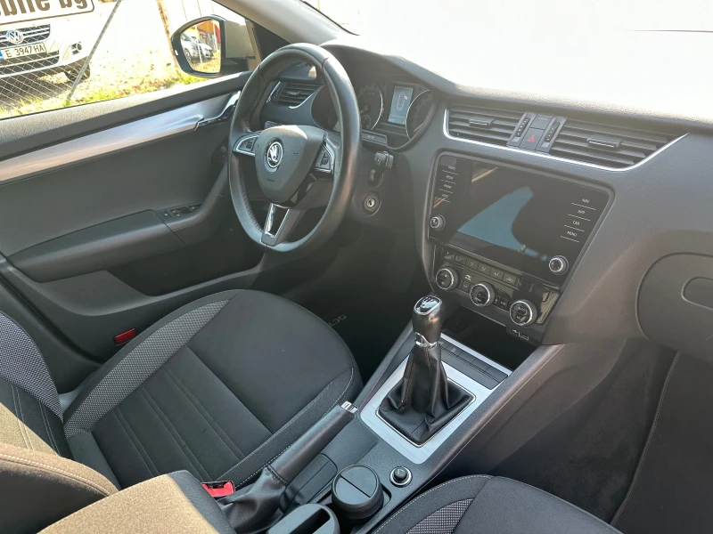 Skoda Octavia 1.6TDi 116ks, снимка 15 - Автомобили и джипове - 51265110