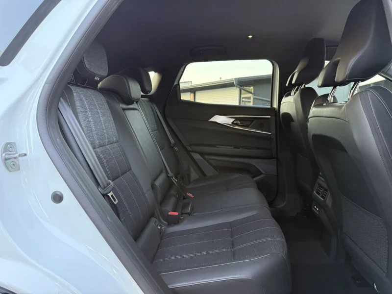 Renault Austral 1.3 Techno 158hp 17000km ПРОМО ЦЕНА, снимка 14 - Автомобили и джипове - 51384991