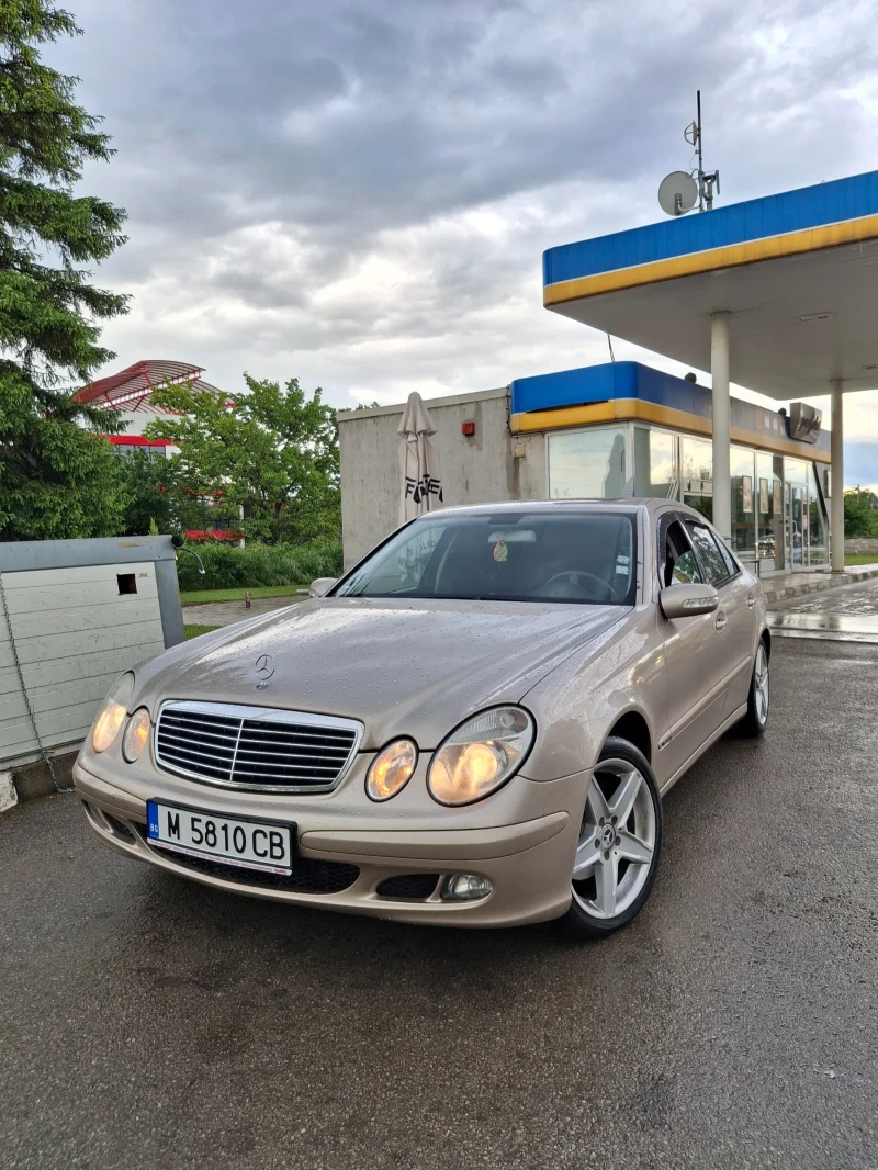 Mercedes-Benz E 320, снимка 3 - Автомобили и джипове - 52311904