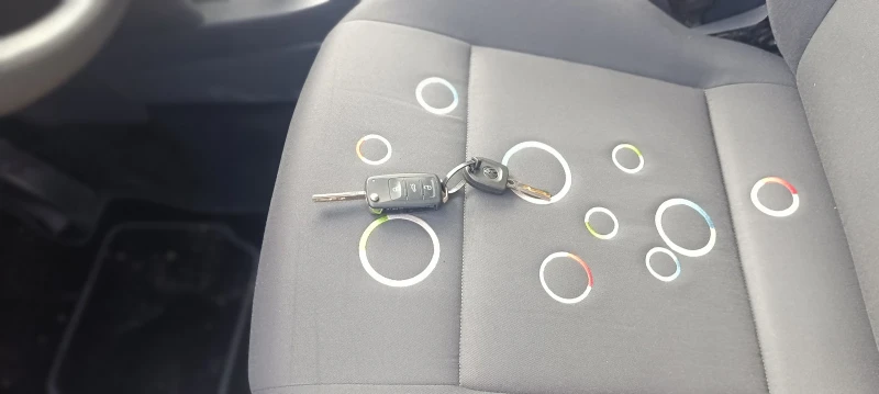 VW Caddy, снимка 9 - Автомобили и джипове - 53043906