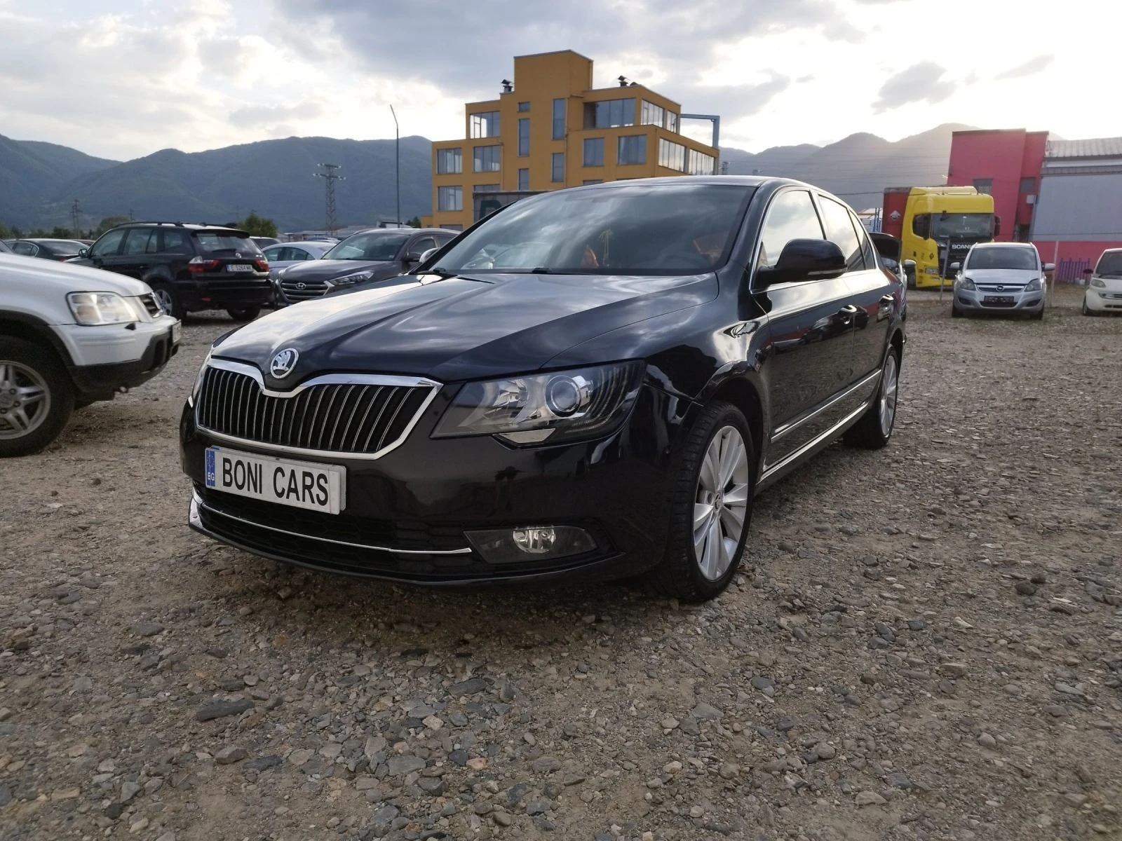 Skoda Superb 2.0TDI-140к.с. DSG/Памет/Навигация/Кожа/Старт-стоп, снимка 1