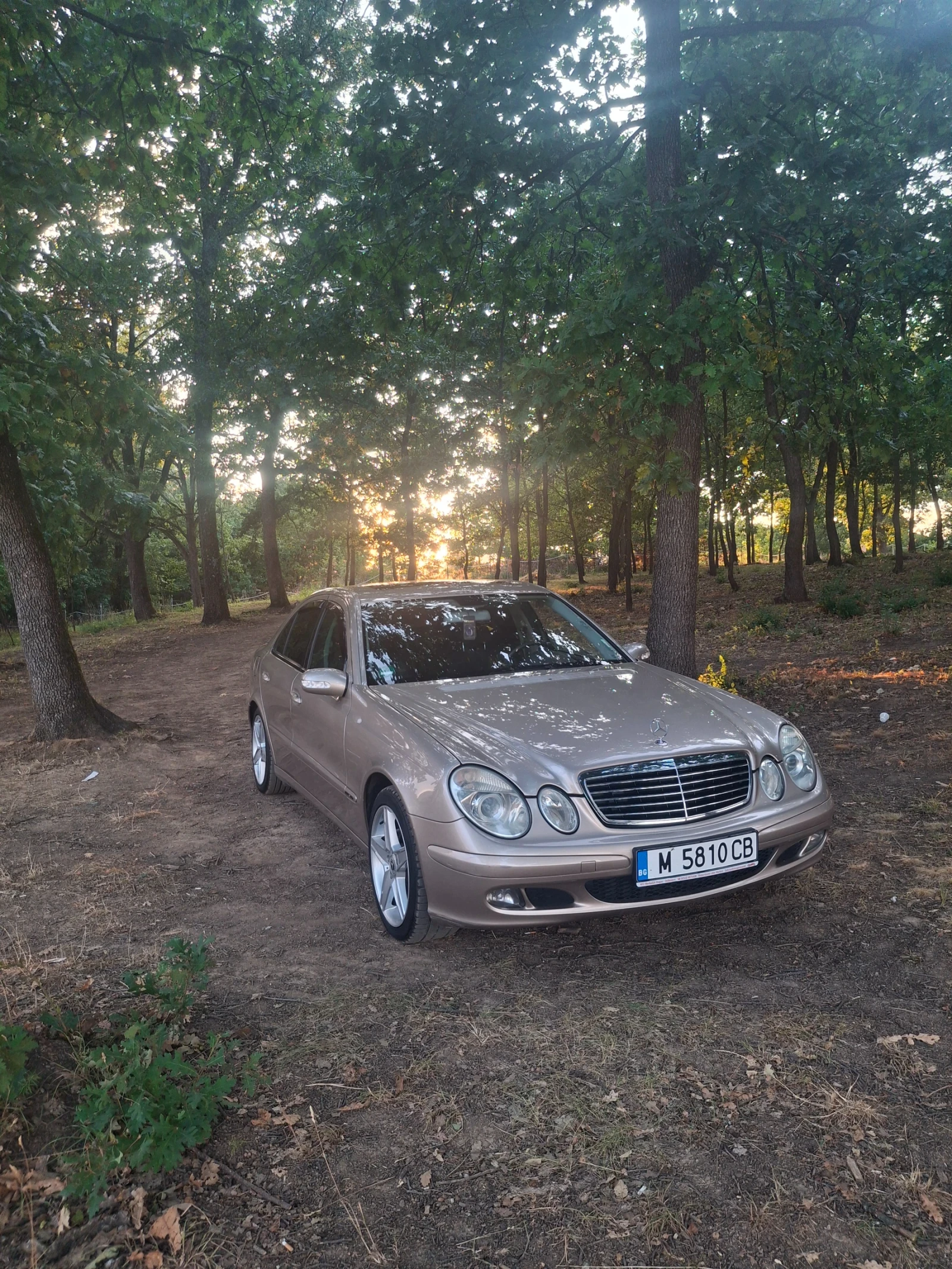 Mercedes-Benz E 320, снимка 1