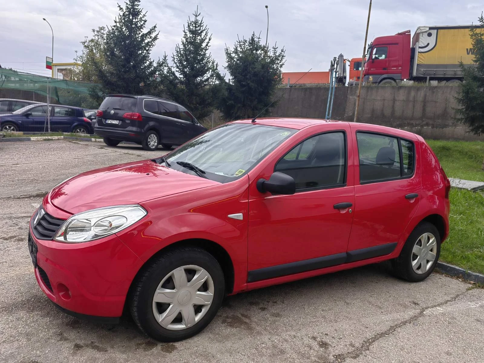 Dacia Sandero 1.4 - изображение 4