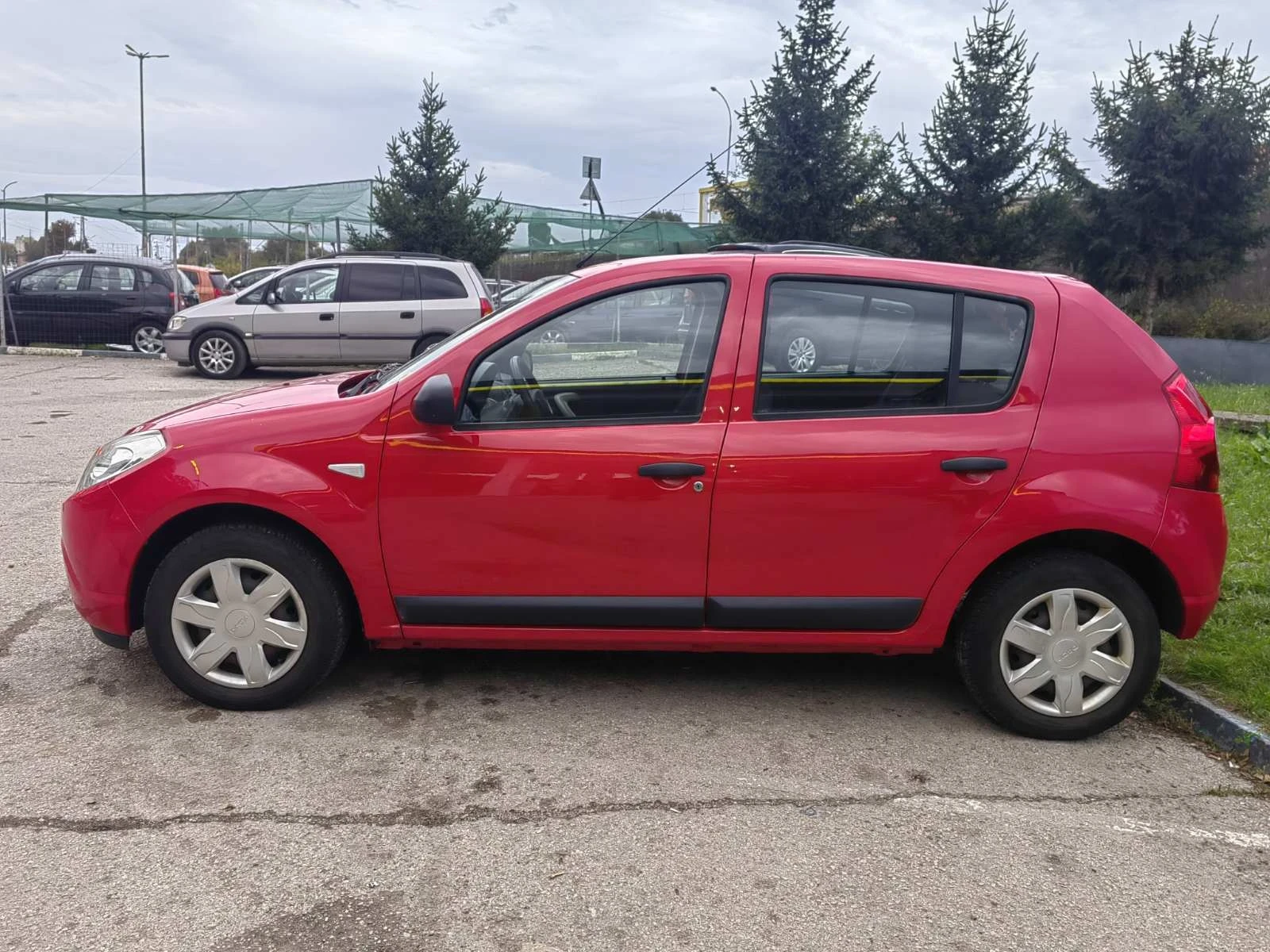 Dacia Sandero 1.4 - изображение 5