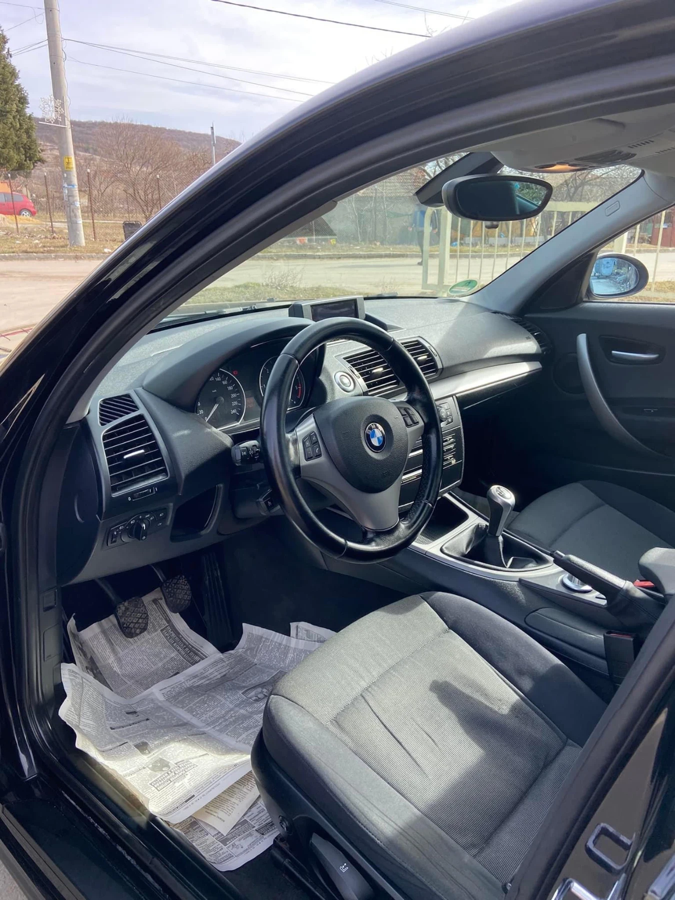 BMW 118 2.0 facelift - изображение 5