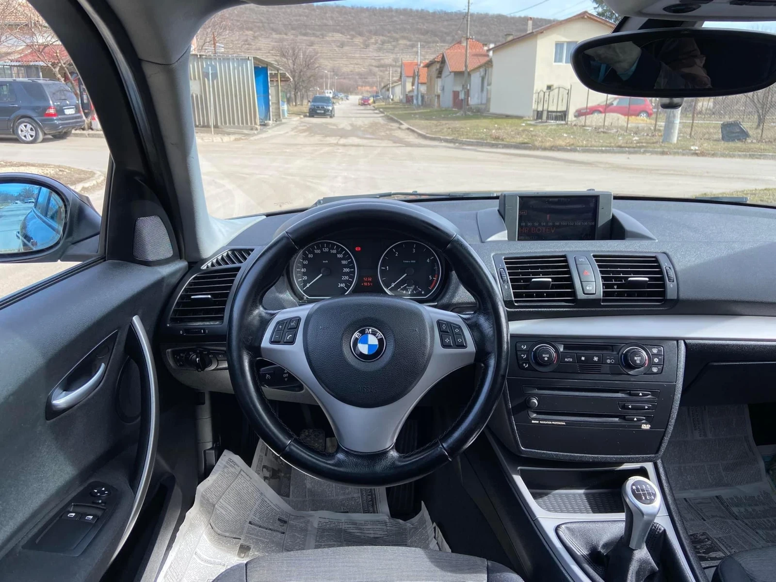 BMW 118 2.0 facelift - изображение 6