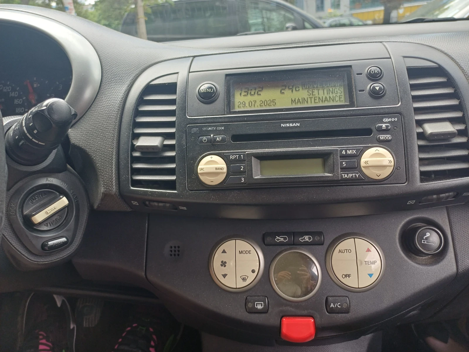 Nissan Micra 1.4 бенз/газ - изображение 9