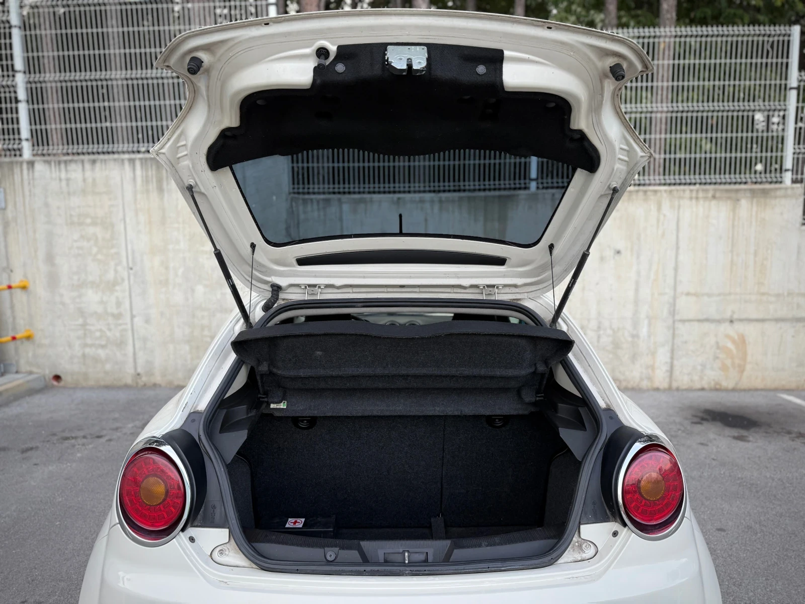 Alfa Romeo MiTo 1.4 Turbo / Bose / Каско - изображение 8