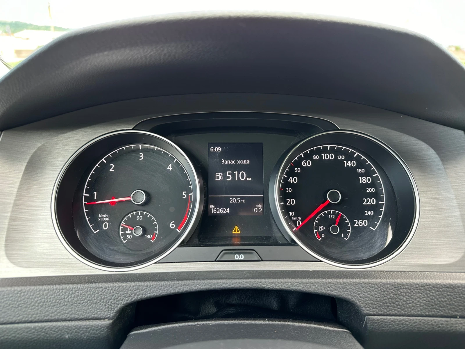 VW Golf 1.6TDI-105k. 160000k | Mobile.bg   17