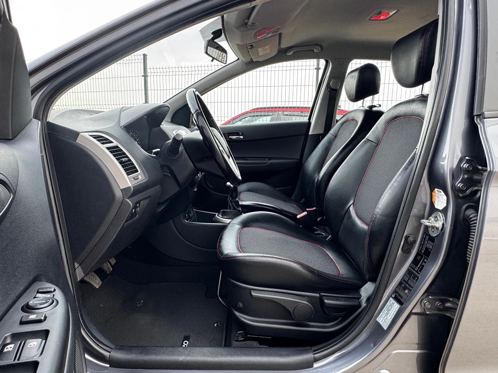 Hyundai I20 1.6 CRDi 🇩🇪 | Mobile.bg   12