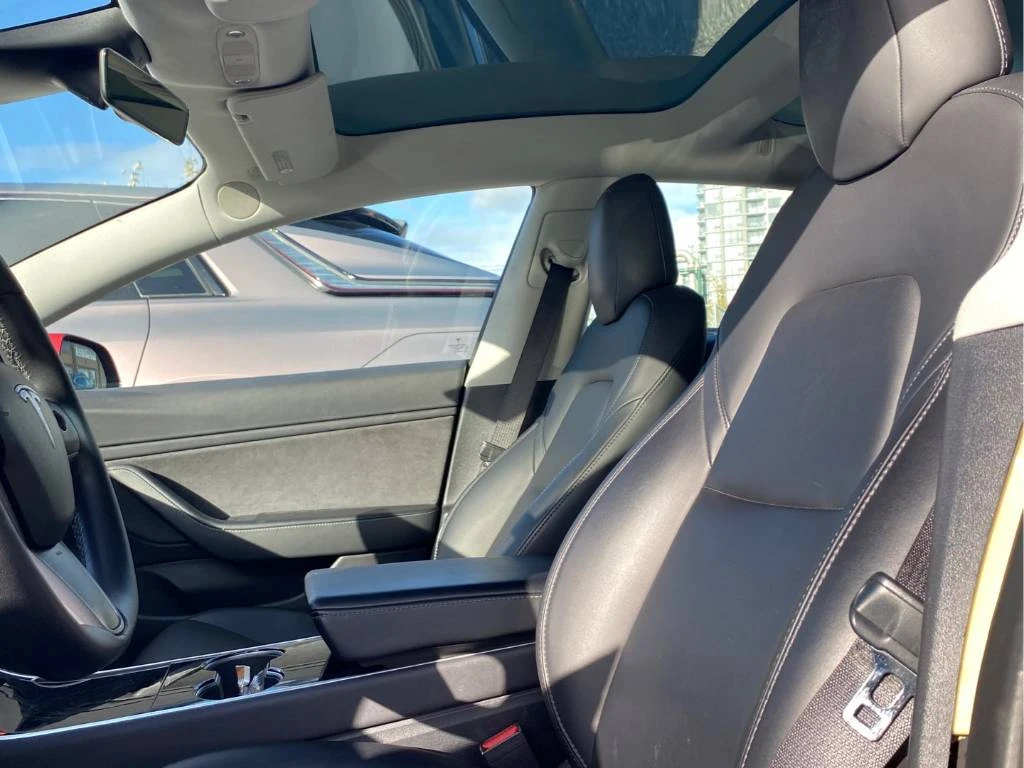 Tesla Model 3 CARFAX* АВТОФИНАНСИРАНЕ* БЕЗ ПЪРВОНАЧАЛНА ВНОСКА*  - изображение 4