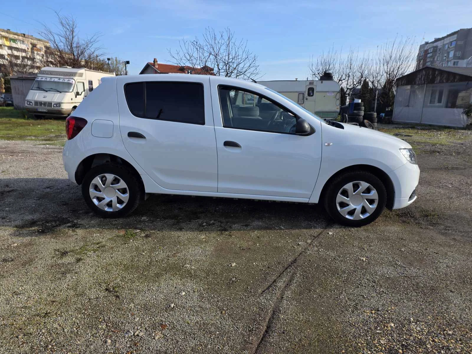 Dacia Sandero 1, 0 | Mobile.bg � ����������� 4