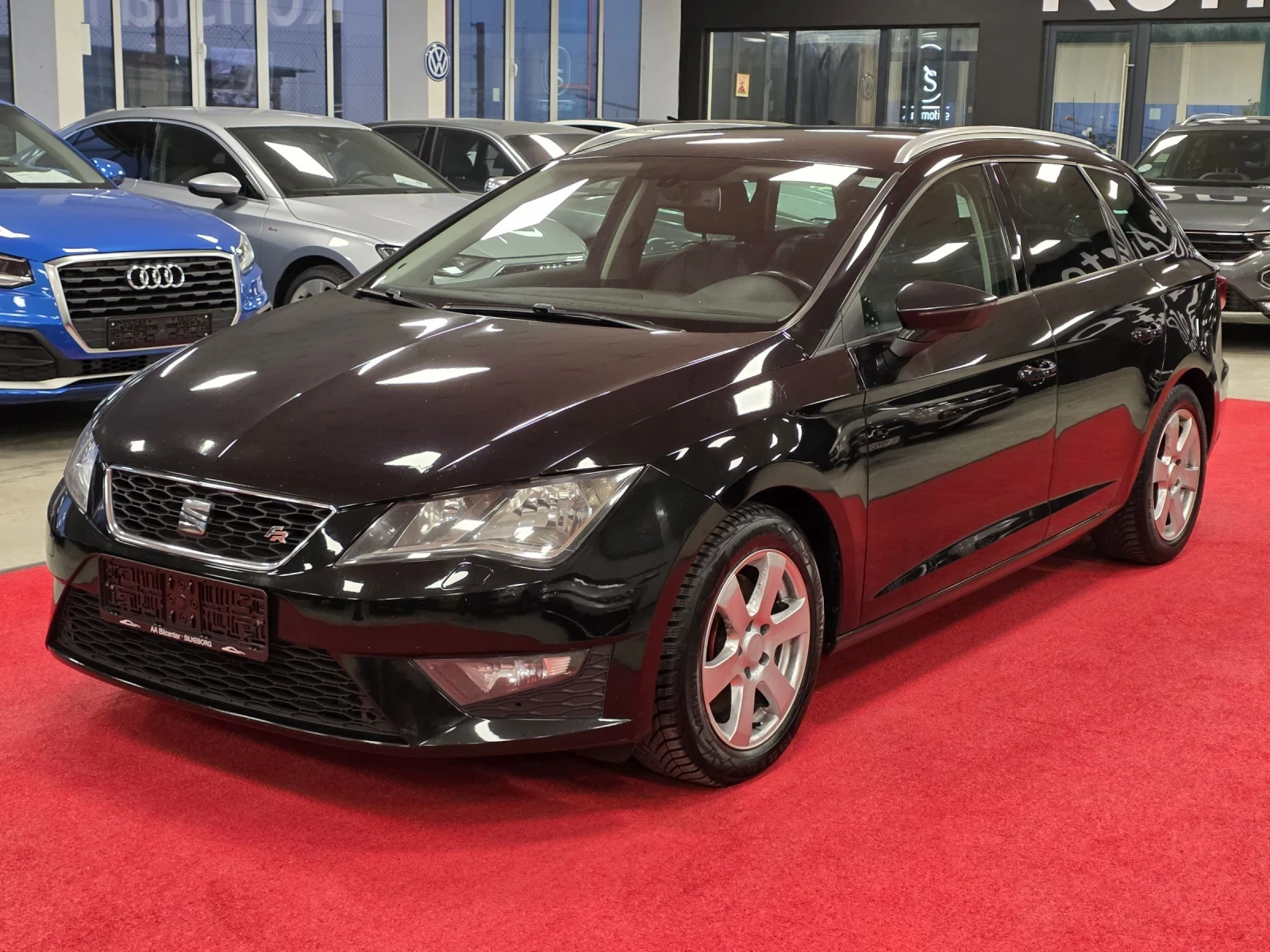 Seat Leon 2.0TDI | DSG | FR, снимка 3 - Автомобили и джипове - 53827756