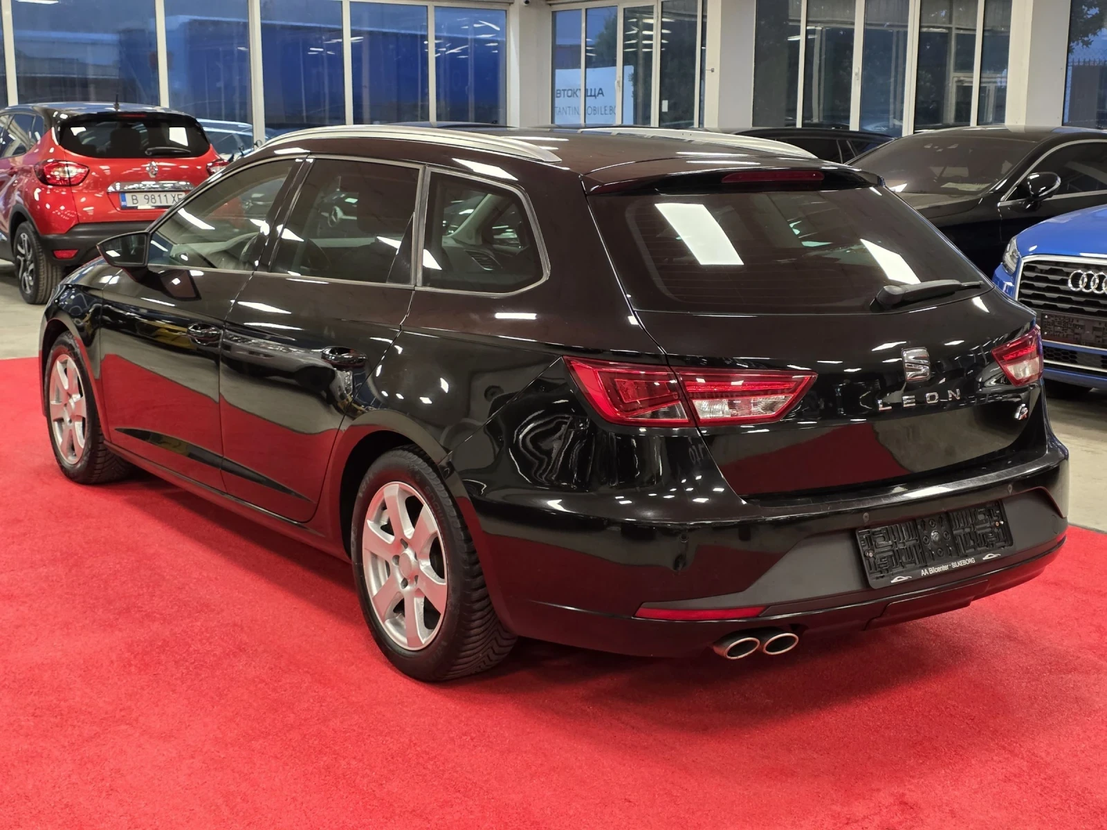 Seat Leon 2.0TDI | DSG | FR, снимка 4 - Автомобили и джипове - 53827756