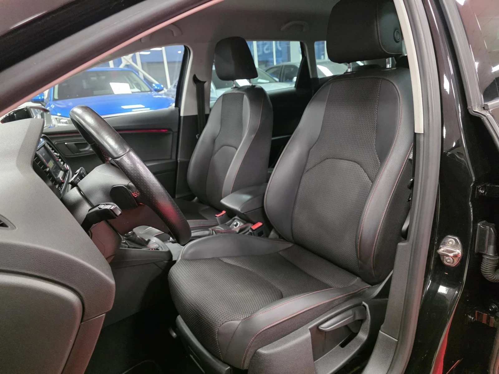 Seat Leon 2.0TDI | DSG | FR, снимка 9 - Автомобили и джипове - 53827756