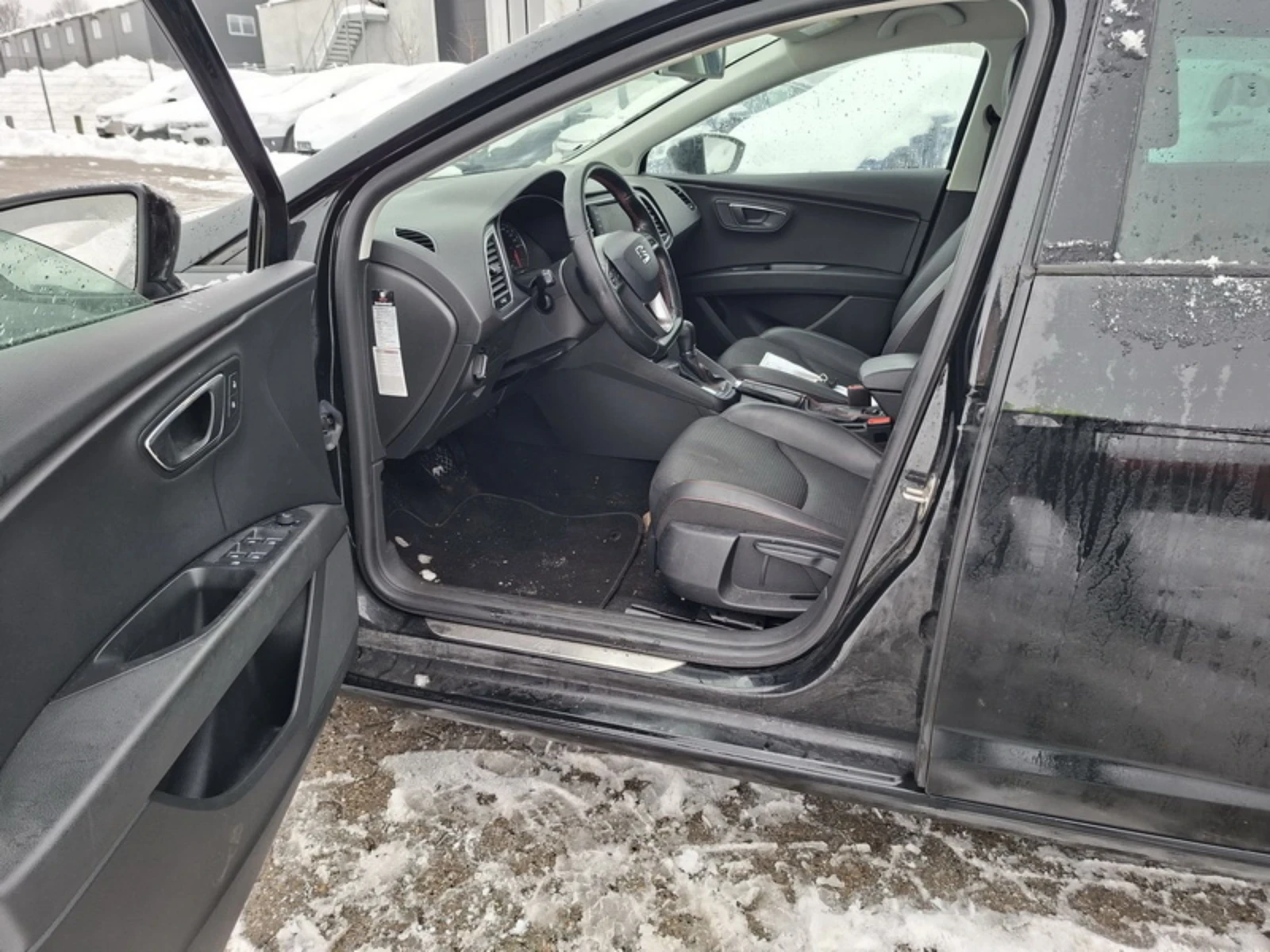 Seat Leon 2.0TDI | DSG | FR, снимка 6 - Автомобили и джипове - 53827756