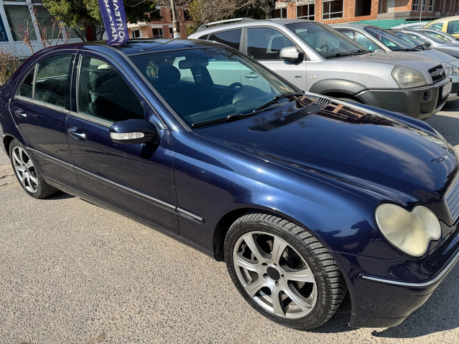 Mercedes-Benz C 220, снимка 2 - Автомобили и джипове - 54056567