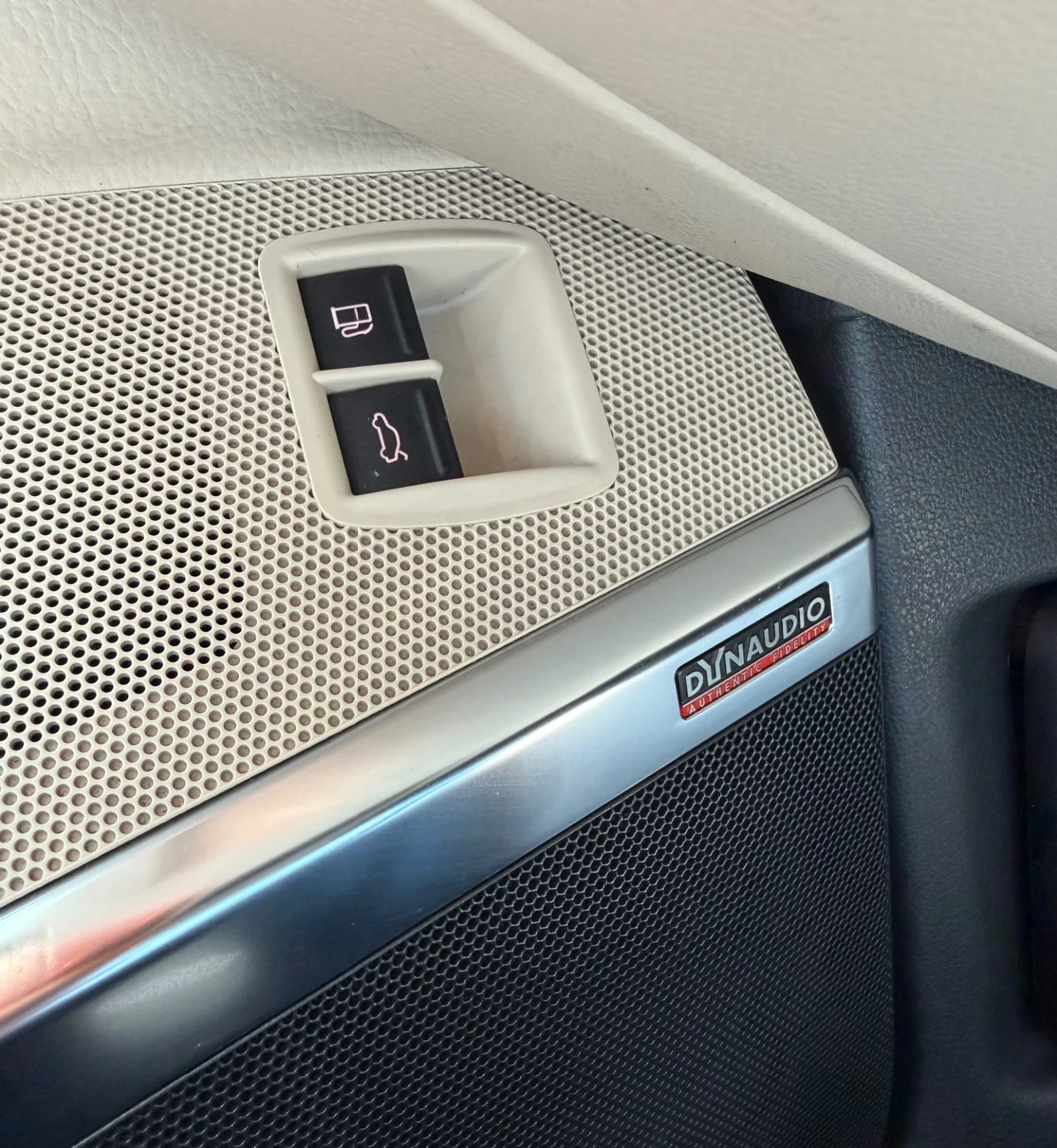 VW CC VW CC R36/4MOTION/DSG, снимка 11 - Автомобили и джипове - 54106248