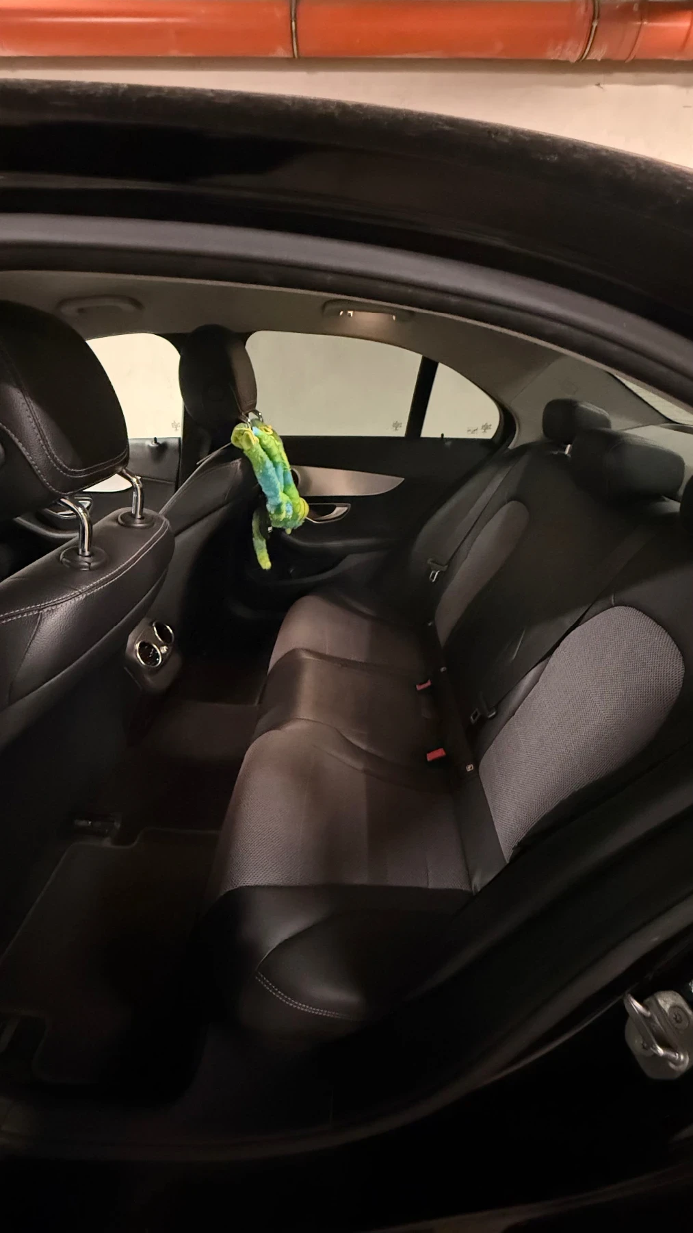 Mercedes-Benz C 220, снимка 7 - Автомобили и джипове - 54541527