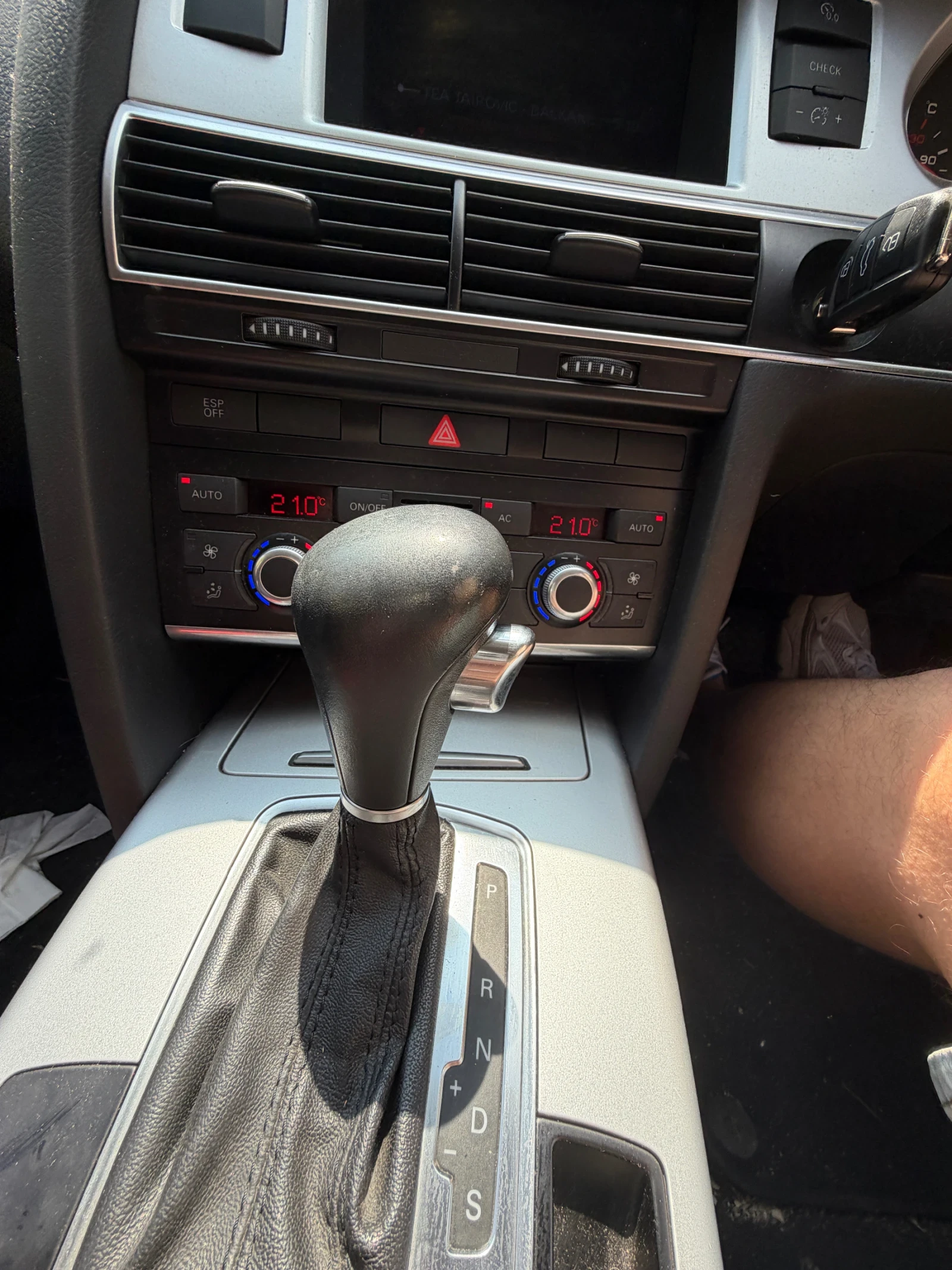 Audi A6, снимка 6 - Автомобили и джипове - 54803743