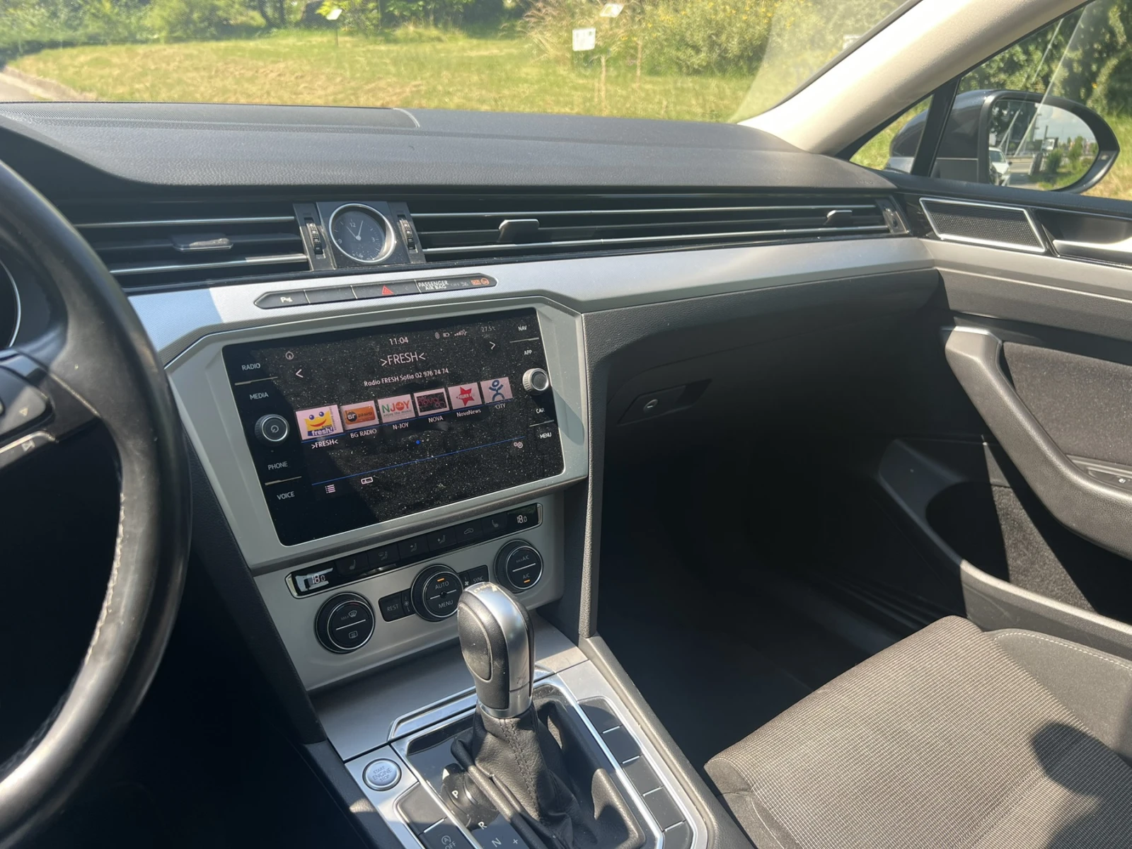 VW Passat, снимка 11 - Автомобили и джипове - 55009155