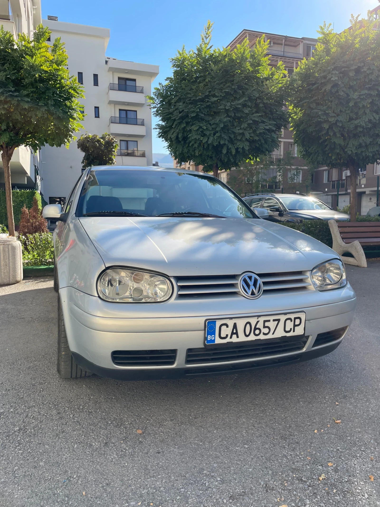 VW Golf 1.8i, снимка 6 - Автомобили и джипове - 55031180