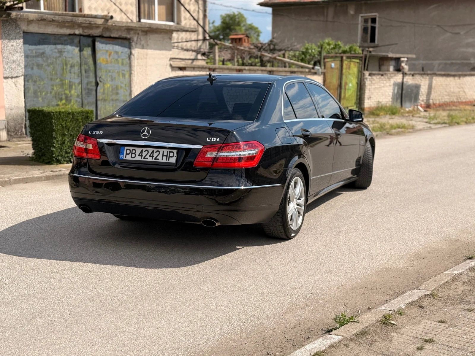 Mercedes-Benz E 350, снимка 4 - Автомобили и джипове - 55628140