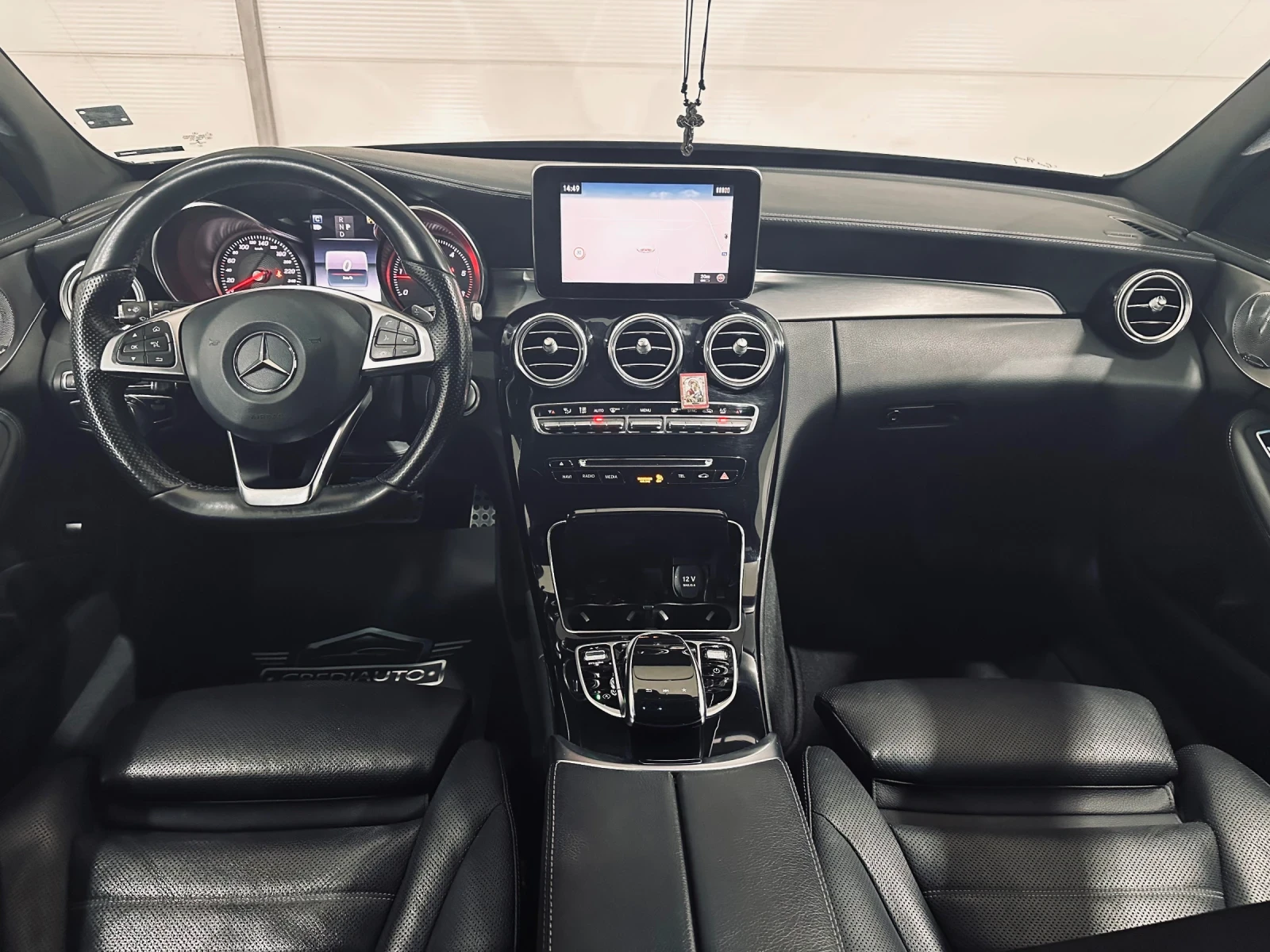 Mercedes-Benz C 250 AMGpack PANO AUTO NAVI  4matic, снимка 8 - Автомобили и джипове - 56129536