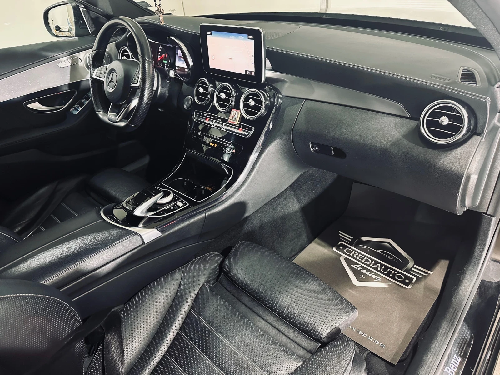 Mercedes-Benz C 250 AMGpack PANO AUTO NAVI  4matic, снимка 9 - Автомобили и джипове - 56129536