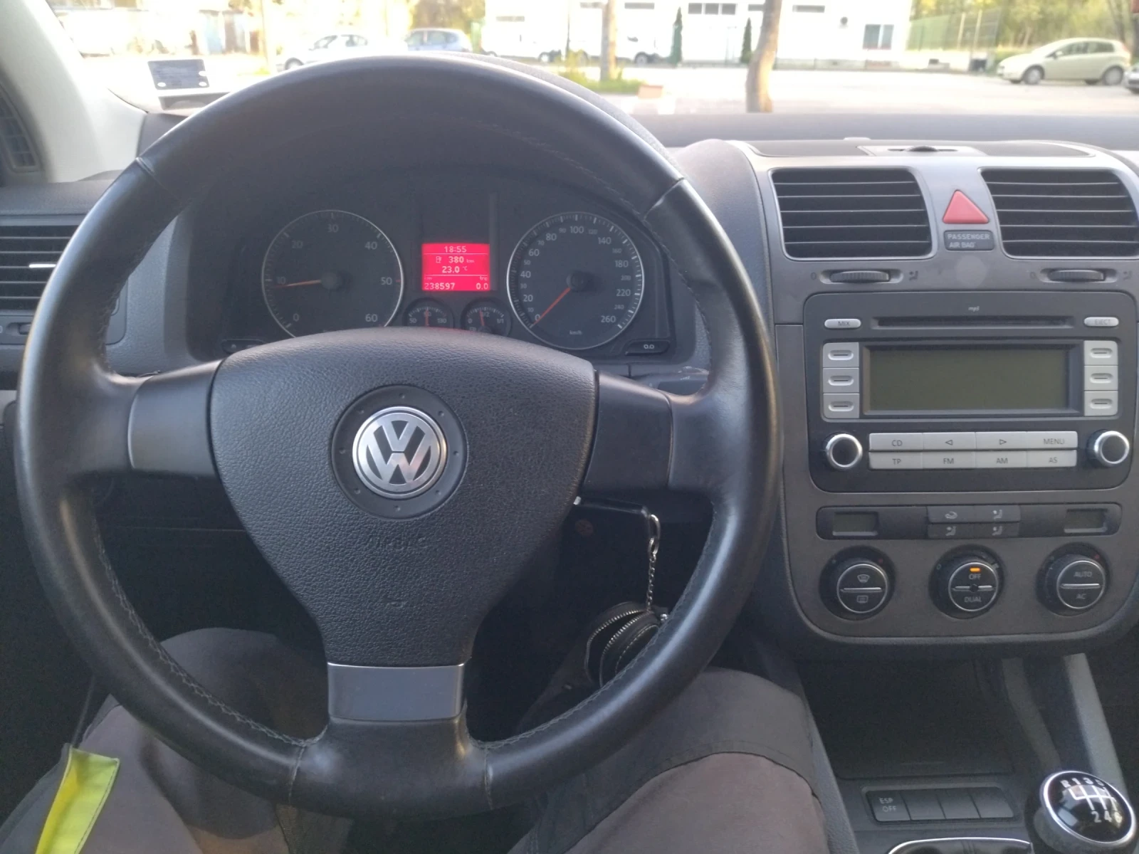 VW Golf 1.9 tdi /105/BLS, снимка 13 - Автомобили и джипове - 56139466