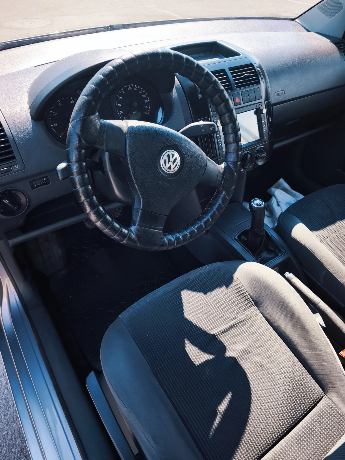 VW Polo Газ /Android auto, снимка 8 - Автомобили и джипове - 56167529