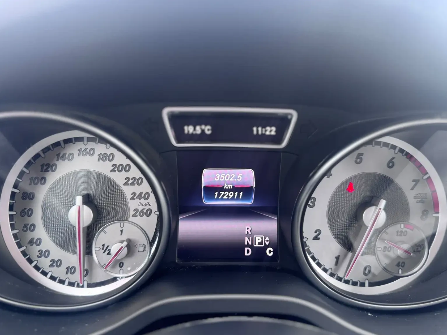 Mercedes-Benz CLA 250, снимка 6 - Автомобили и джипове - 56683068