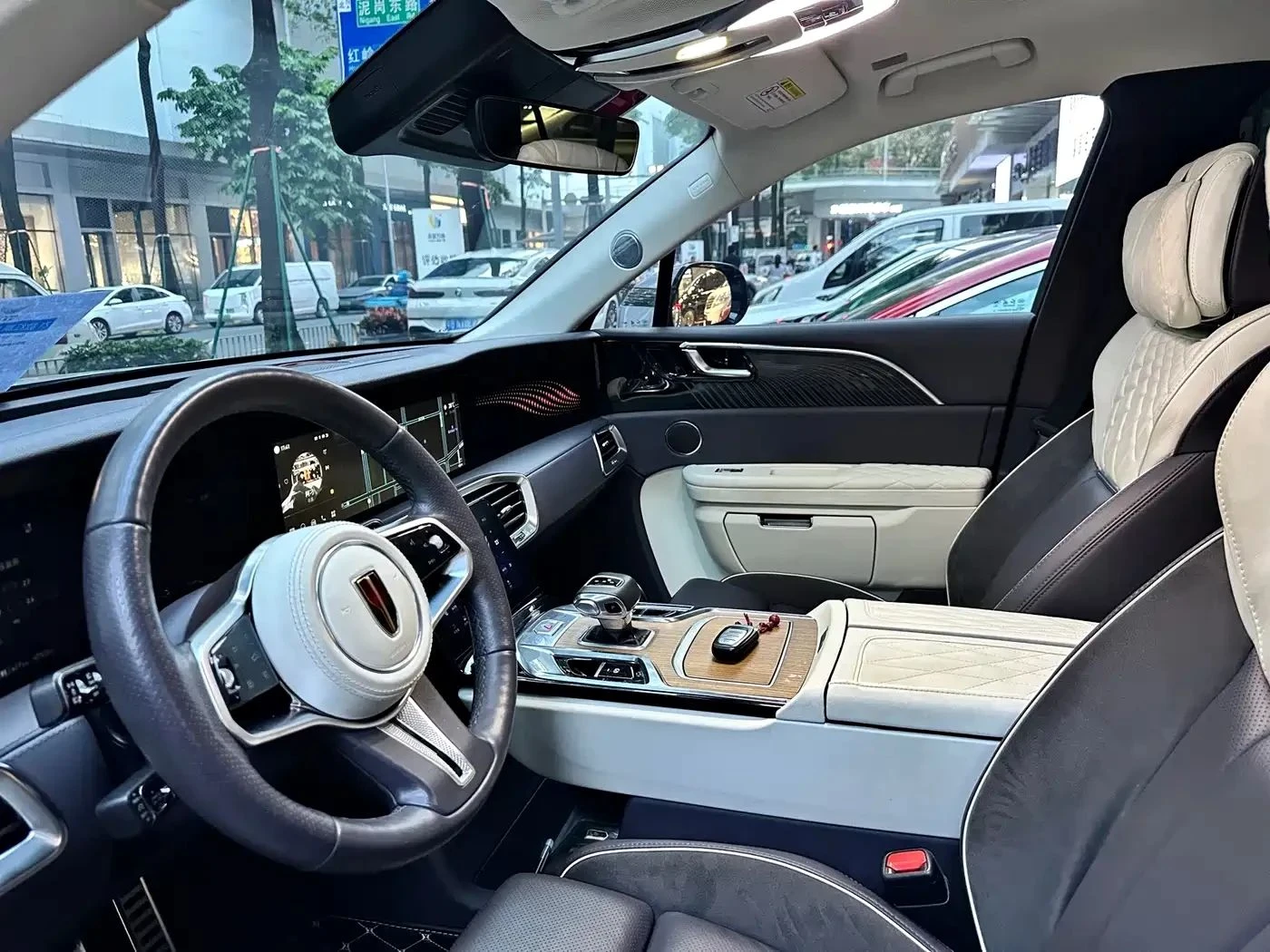 HongQi E-HS9 | Mobile.bg � ����������� 9