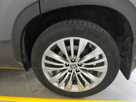 Toyota Highlander HYBRID PLATINUM * AWD * CARFAX * , снимка 8