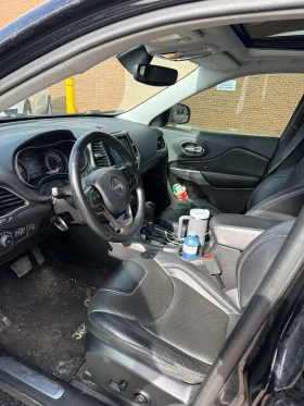 Jeep Cherokee * Limited * CARFAX * БЕЗ ПЪРВОНАЧАЛНА ВНОСКА, снимка 5 - Автомобили и джипове - 53659955